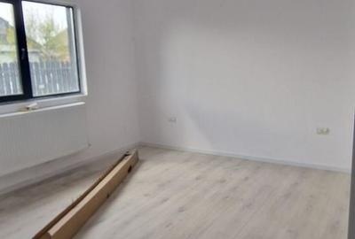 Casă individuală cu 5 camere cu Canalizare în Lumina - 18