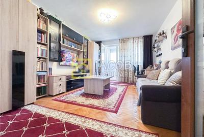 Apartament cu 2 camere decomandat în Cornișa