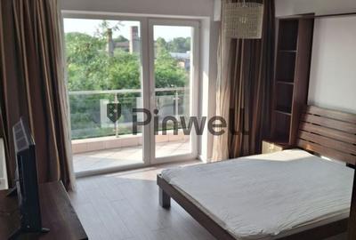 Apartament cu 3 camere decomandat, mobilat în Pajura
