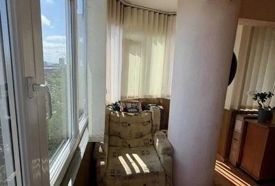 Apartament cu 3 camere decomandat în Bere