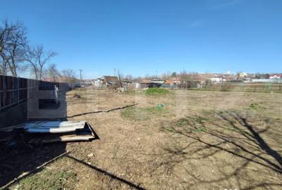 Teren de 1685 mp, în Central - 2