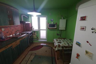 Apartament cu 3 camere decomandat în Central - 2