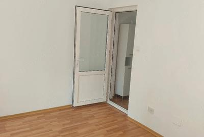 Casă cu 1 camere cu Teren 20 Mp în Centrul Civic