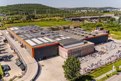 Spațiu industrial, de 4,098 mp, în Zona industrială - 2