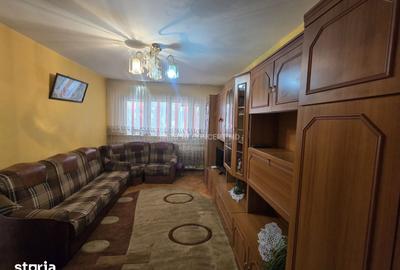 Apartament cu 2 camere decomandat în Vest