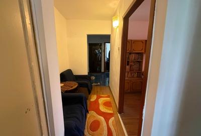 Apartament cu 3 camere decomandat în Romanești - 2
