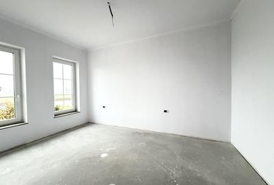 Duplex cu 4 camere cu Piscina în Sânandrei - 4