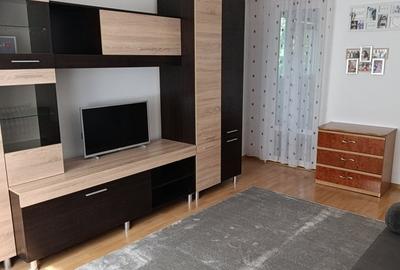 Apartament cu 2 camere decomandat în Berceni - 2