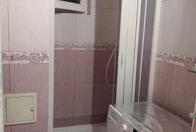 Apartament cu 2 camere semidecomandat în Km 4 - 5