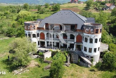 Casă cu 4 camere în Gheghie - 1