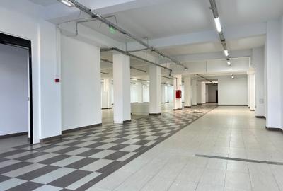 Spațiu comercial, de 823.5 mp, în Semicentral - 4