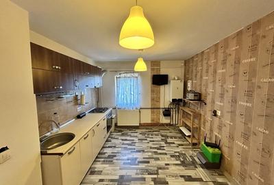 Apartament cu 2 camere semidecomandat în Malu Roșu