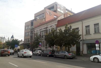 Birou, de 4,011 mp, în Central - 2