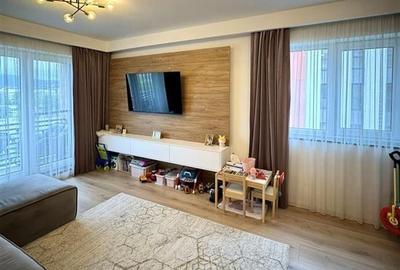 Apartament cu 3 camere decomandat, mobilat în 13 Decembrie