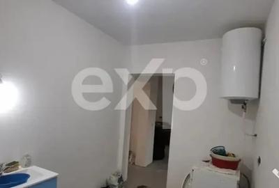 Casă cu 8 camere cu Teren 200000 Mp în Central - 6