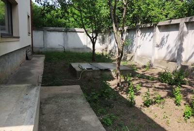 Casă cu 11 camere cu Canalizare în Brănești - 47