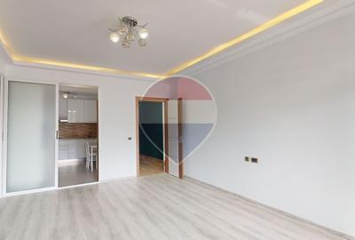 Apartament cu 2 camere decomandat în Tractorul - 3