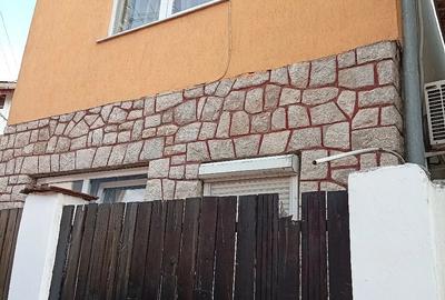 Casă cu Teren 281 Mp în Central - 5