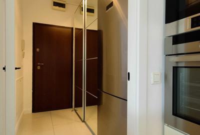 Apartament cu 3 camere semidecomandat în Militari