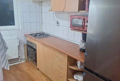 Apartament cu 3 camere semidecomandat în Central - 5