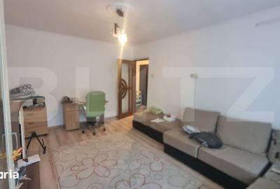 Apartament cu 2 camere decomandat în Nicolina