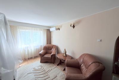 Apartament cu 4 camere în Central - 2