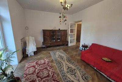 Apartament cu 2 camere decomandat în Central - 1