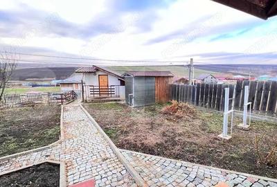 Casă cu 4 camere cu Garaj în Bogonos - 13