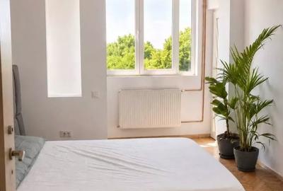 Apartament cu 3 camere decomandat în Cișmigiu