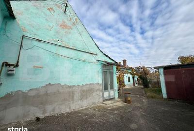 Casă cu 3 camere cu Teren 700 Mp în Central