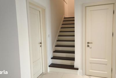 Casă cu 5 camere cu Teren 250 Mp în Valea Lupului
