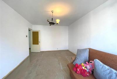 Apartament cu 2 camere decomandat în C5 - 2