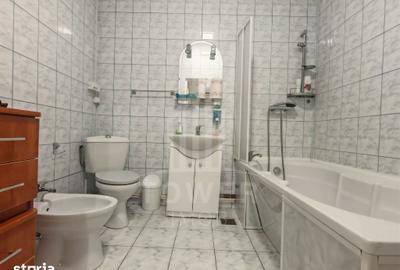 Casă cu 2 camere cu Teren 30 Mp în Trei Stejari