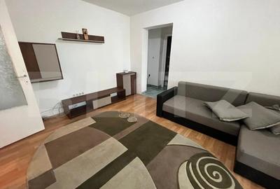 Apartament cu 2 camere semidecomandat în Decebal
