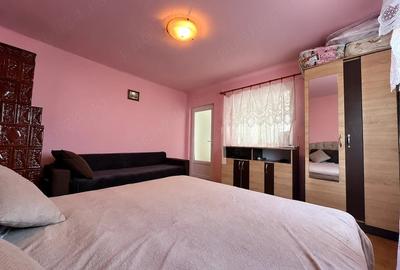 Casă cu 3 camere cu Teren 1140 Mp în Central