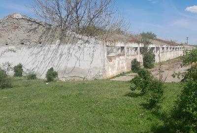 Teren de 84179 mp, în Izvoru - 6