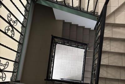 Garsonieră decomandată în Central - 23