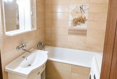 Apartament cu 2 camere decomandat în Tei