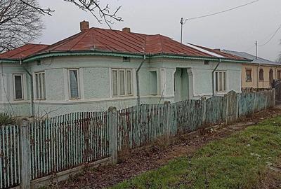 Casă cu 6 camere cu Teren 1800 Mp în Galbenu - 5