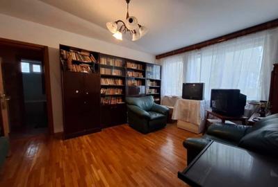 Apartament cu 2 camere semidecomandat în Tomis II