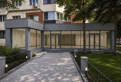 Spațiu comercial, de 120 mp, în Central - 2