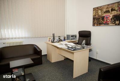 Spațiu comercial, de 29 mp, în Central