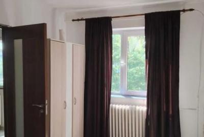 Apartament cu 2 camere semidecomandat în Km 4-5 - 2