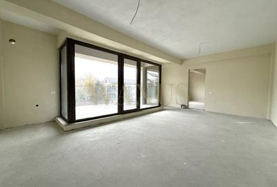Apartament cu 3 camere semidecomandat în Borhanci - 2