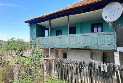 Casă cu 2 camere cu Teren 30 Mp în Târgu Logrești - 2