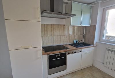 Apartament cu 3 camere decomandat în Central - 3