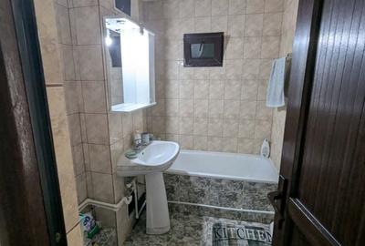 Apartament cu 2 camere decomandat în 1 Mai