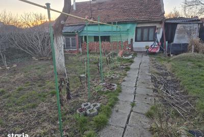Casă cu 2 camere cu Teren 301 Mp în Pârneava - 1