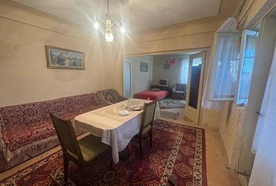 Casă cu Teren 1000 Mp în Dițești