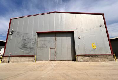 Spațiu industrial, de 1,100 mp, în Central - 3